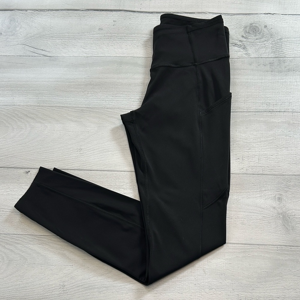 Lululemon Fast &‎ Free 7/8 Tight II 25” Size 4 Black Pockets